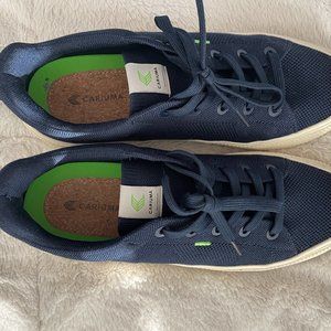 Cariuma Blue Navy Knit